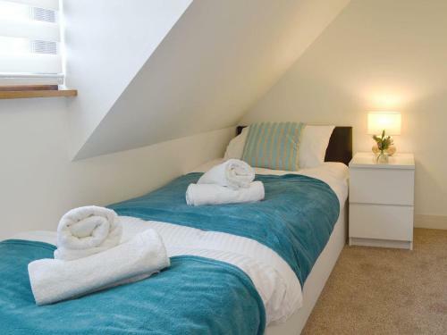 Coombe Wood Coach House