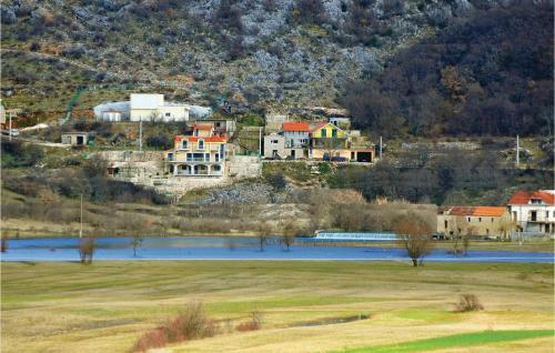 Holiday Home Mirlovic Polje Bb V