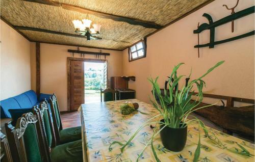 Two-bedroom Holiday Home In Galovic Selo
