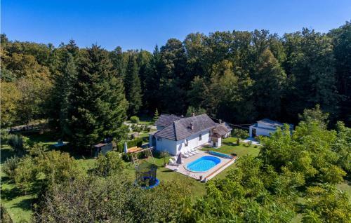 Two-bedroom Holiday Home In Ivanska