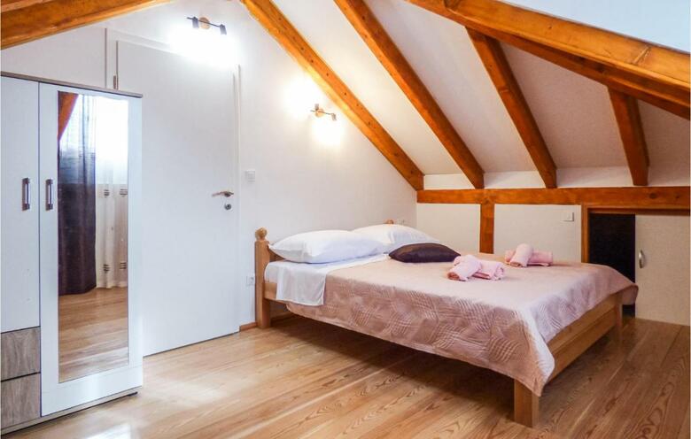 Holiday Home Kucice With Outdoor Pool