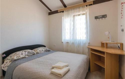 Four-bedroom Holiday Home In Novigrad
