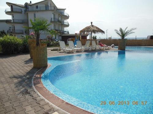 Apartments Garkovi In Laguna Beach