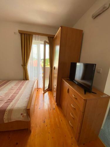 Apartments Popovi?