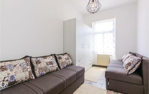 Three-bedroom Holiday Home In Herceg Novi