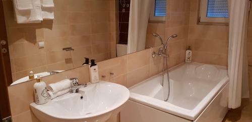 Apartamento Riverside Villa
