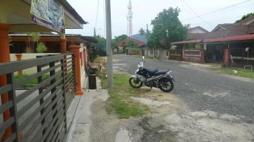 D'elzarra Home