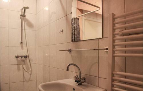 Two-bedroom Holiday Home In Vledder