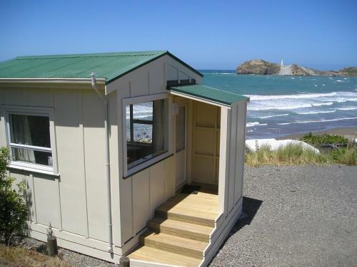Castlepoint Holiday Park & Motels