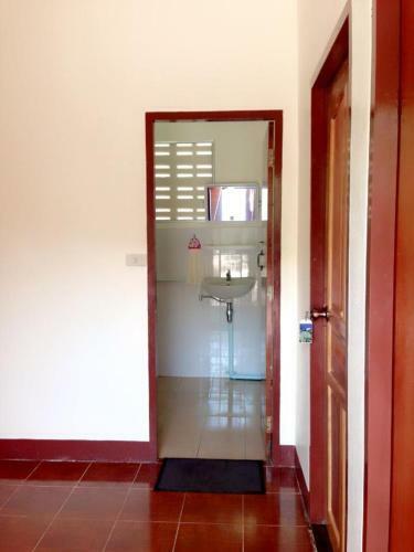 Hostal Plaifah Bungalow Koh Sichang