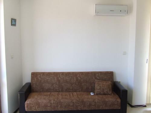 Hostal Asparuhov Guest Rooms And Apartments