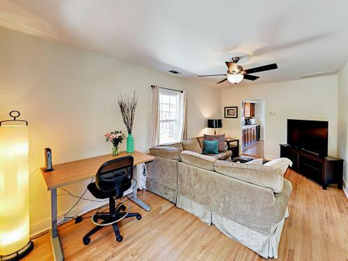 1318 Chino Street Home