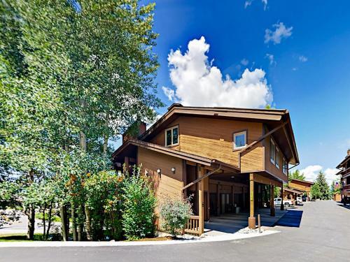 Apartamento 2500 Apres Ski Way Condo Unit 201