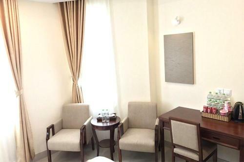Sunny Hotel