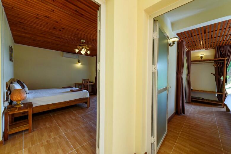 Hotel Mango Beach Resort