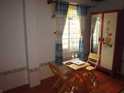 Hostal Hong Chau Guesthouse