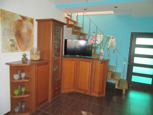Hostal Crystal Guest House