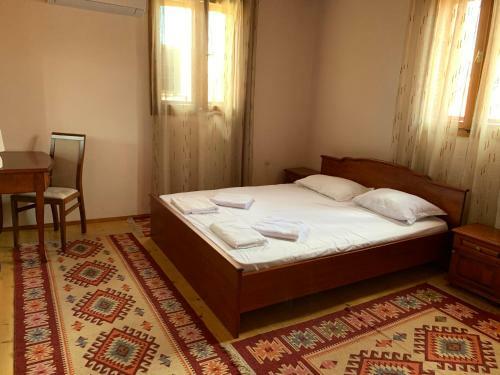 Hostal Guest Rooms Donovi