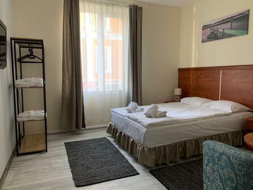 Hostal Guest Rooms Donovi