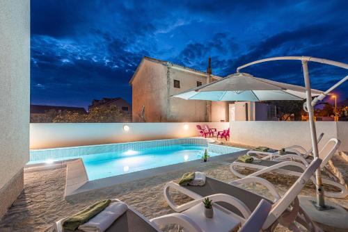 Apartamento Star 5 Modern & Centrally Ap For 4