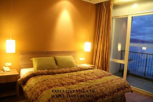 Tiara Bunga Hotel & Villa