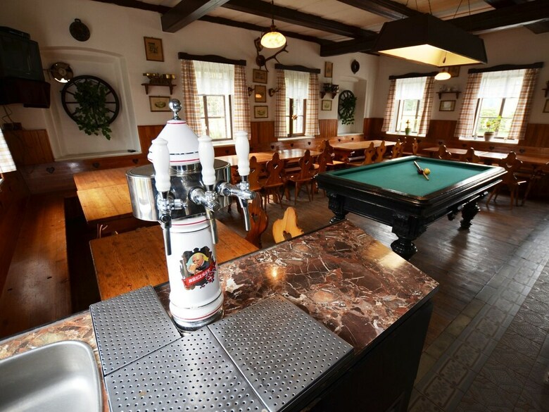 Apartamentos Rustic Mansion In Jetrichovice With Private Terrace
