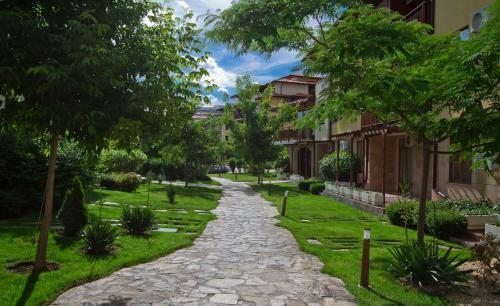 Hotel Garden Of Eden Complex