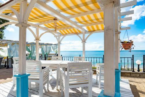 Tiva Del Mar Beach Hotel