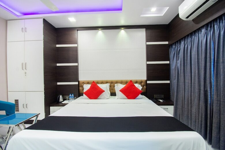 Capital O 60412 Hotel Orion Crystal