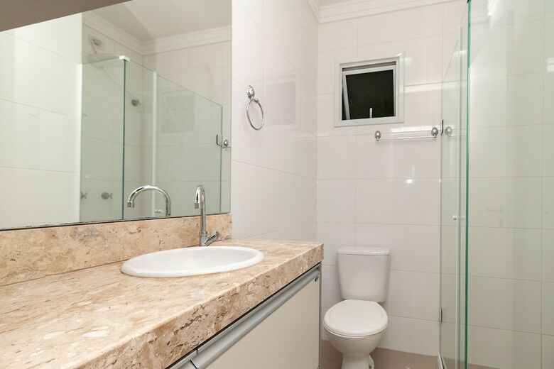 Aluguel Apartamento 2 Quartos - 576