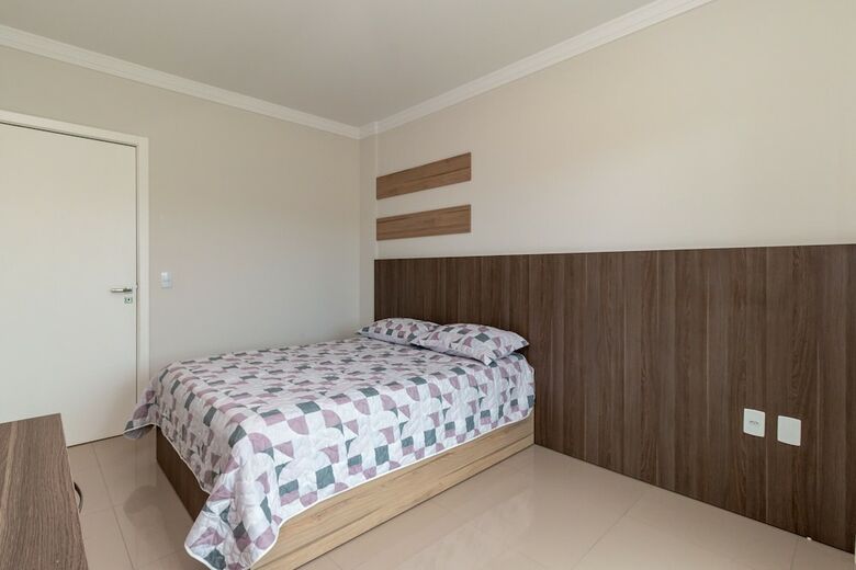 Aluguel Apartamento 2 Quartos - 576