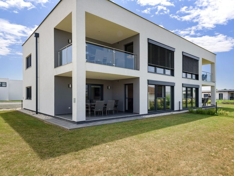 Luxurious Apartment On Pannonia Golf Course