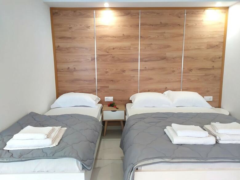 Apartamentos Del Soll - Polychrono