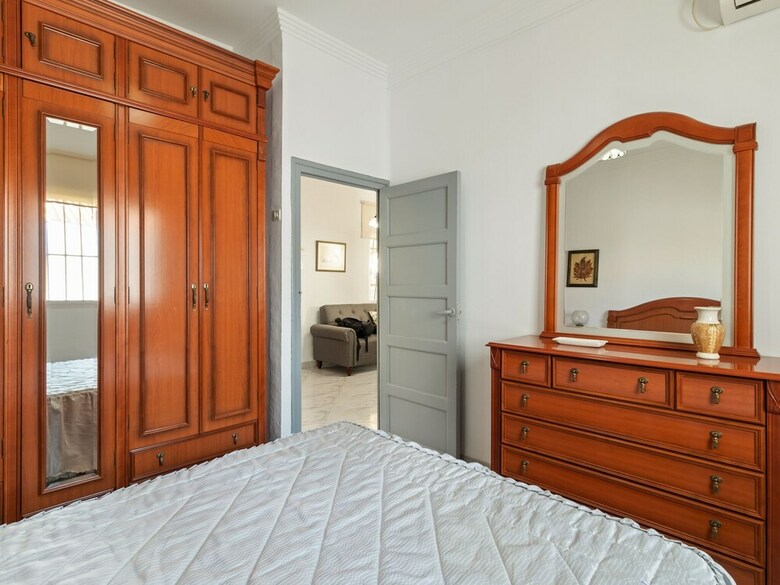 Cozy Holiday Home In M�laga Near Beach