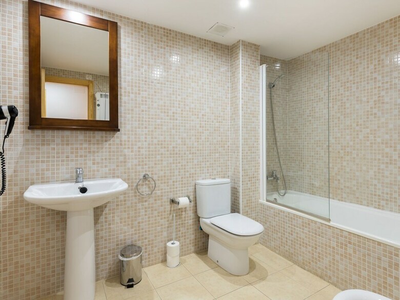 Comfy Apartment In Gudar With Heating