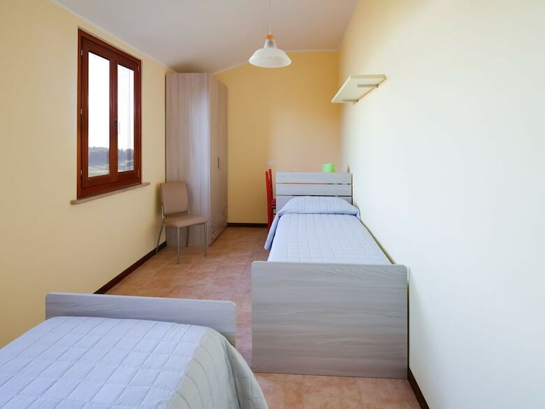Spacious Villa In Tavullia With Swimming Pool