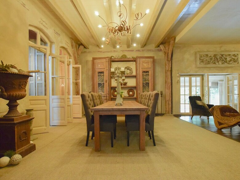 Posh Holiday Home In Alphen With Jacuzzi