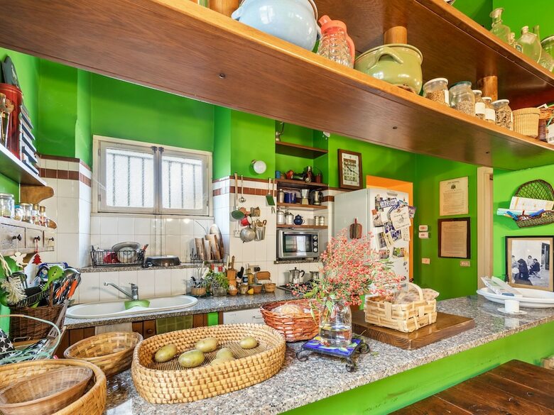 Colourful Holiday Home In Castelletto Ticino With Jacuzzi