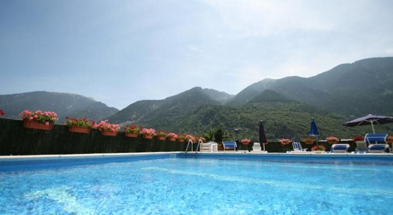 Hotel Pyr�n�es