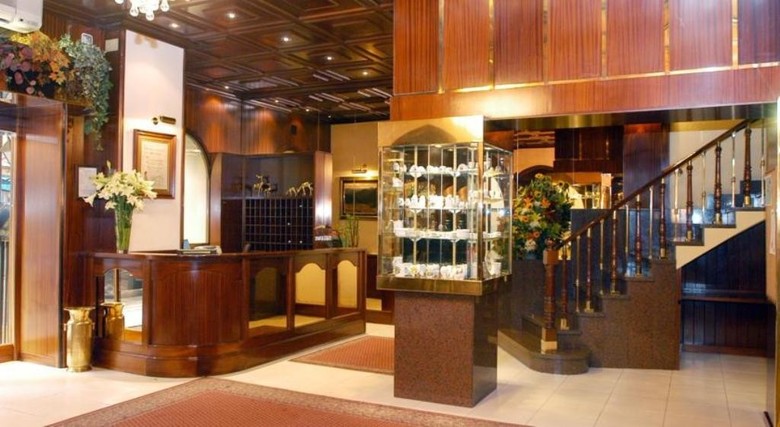 Hotel Pyr�n�es