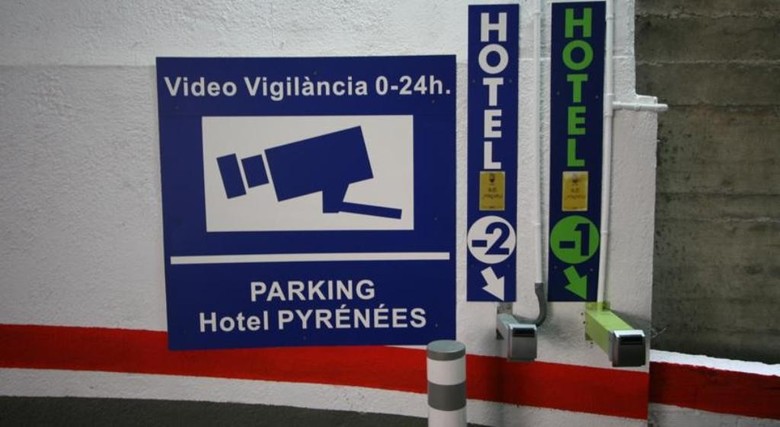 Hotel Pyr�n�es