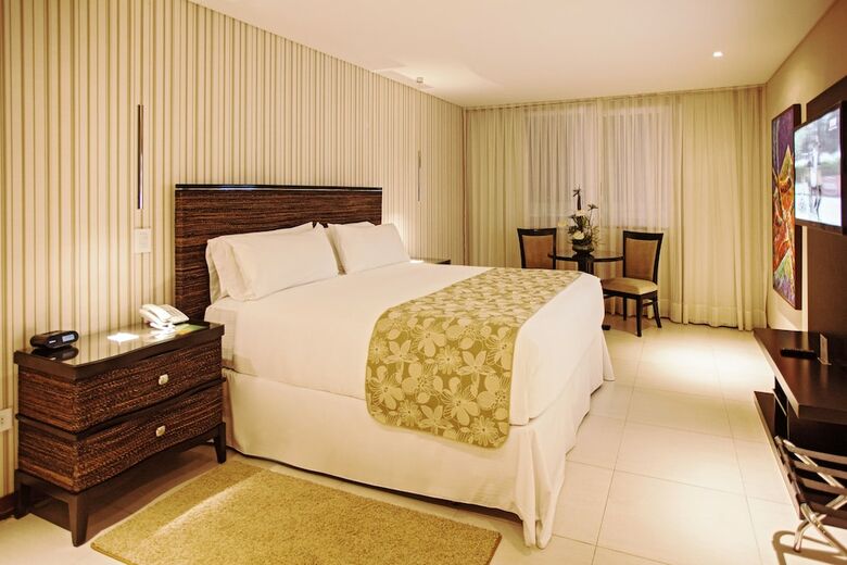 Camino Real Hotel