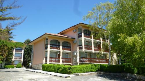 Ahilea Hotel-all Inclusive