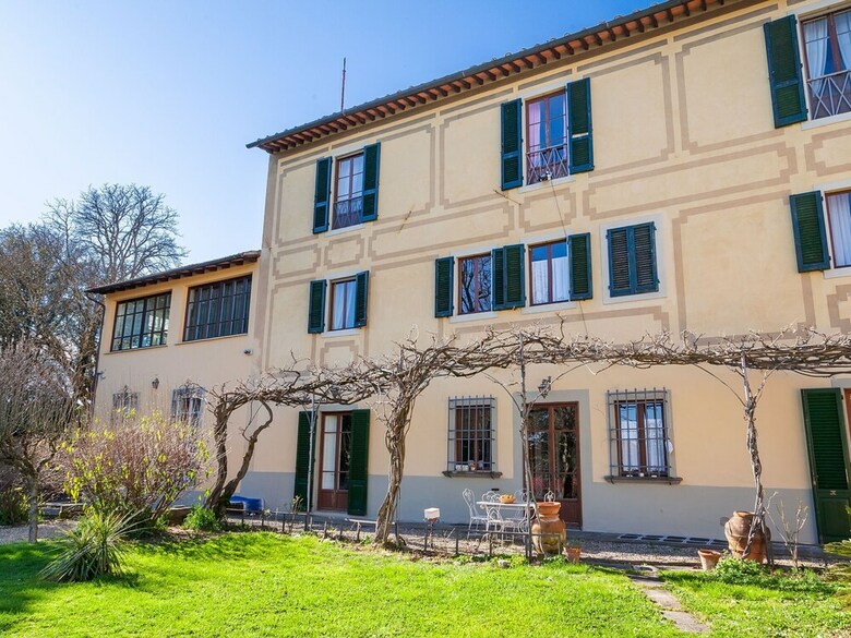 Classic Villa In Firenze With Whirlpool