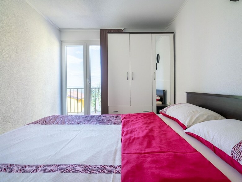 Elegant Holiday Home In Lovran With Swimming Pool
