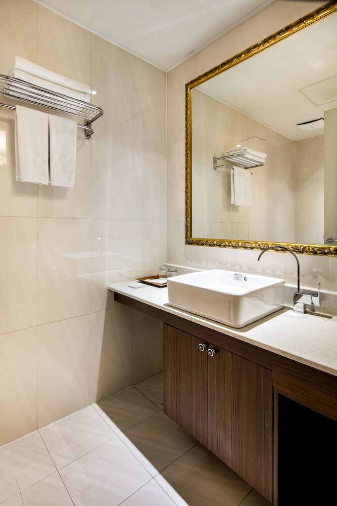 Ramada Hotels & Suites Seoul Namdaemun