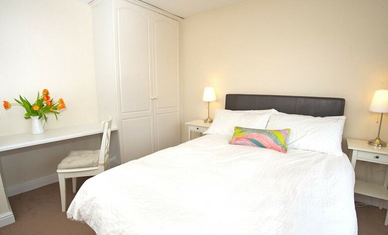 Apartamento Hatters Garden Holiday Home