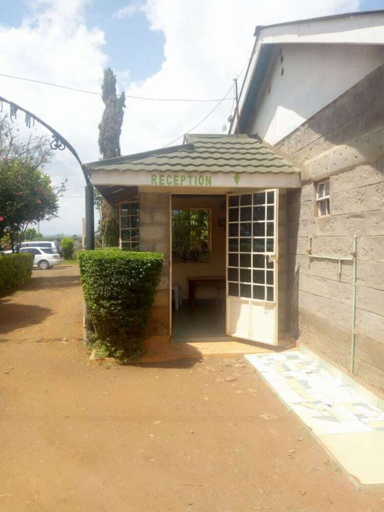 Hotel Senior Chief Wambugu Palace