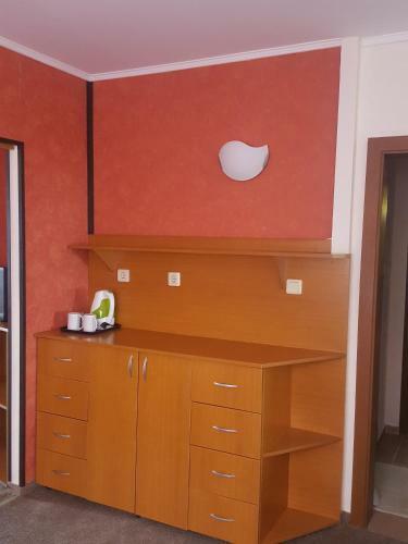 Friends Family Hotel
