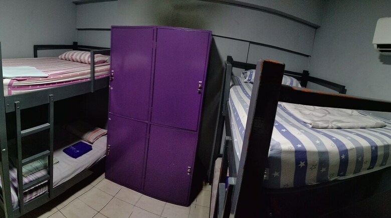 Hostal Step In Lodge - Hostel